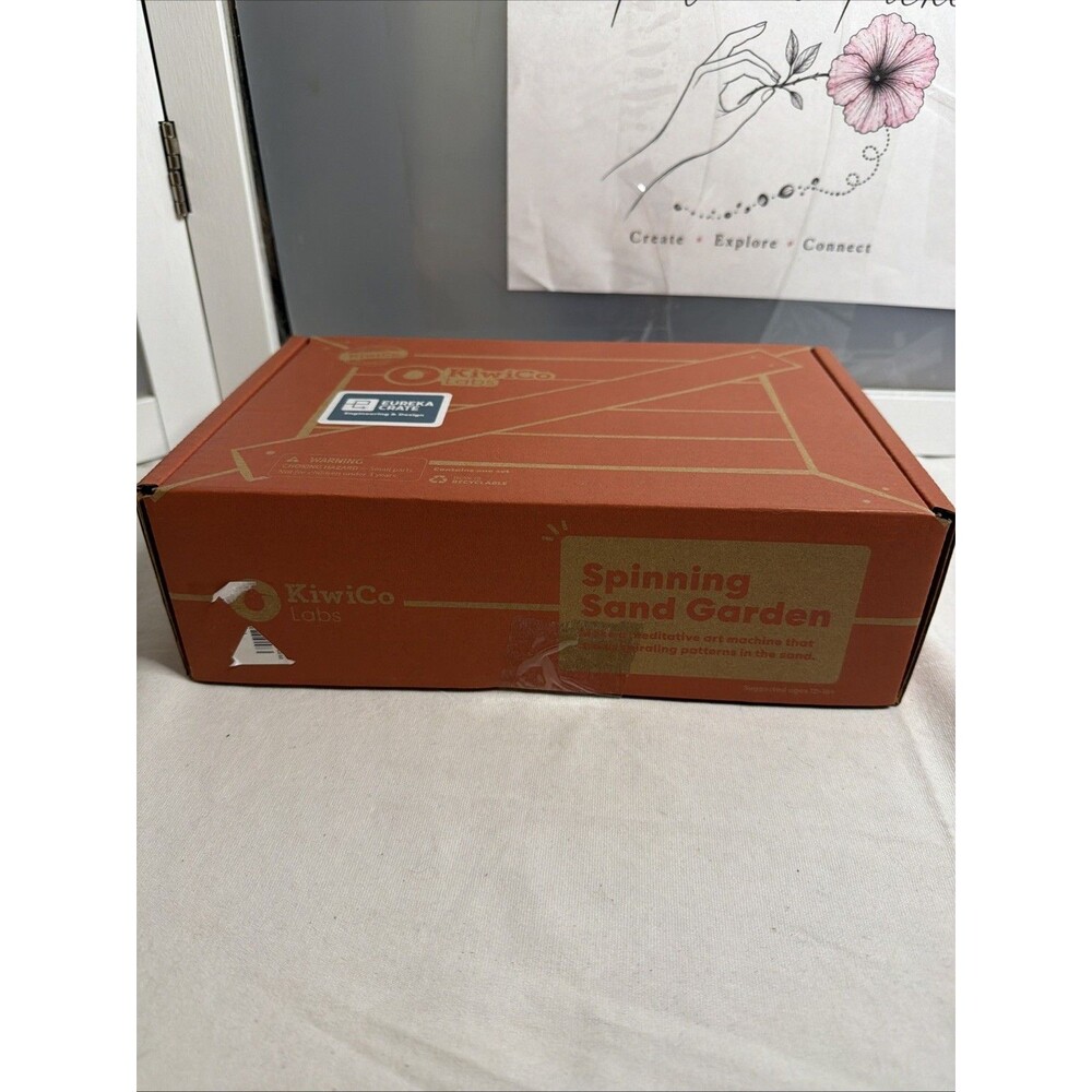 KiwiCo Labs Eureka Crate Spinning Sand Garden 12+